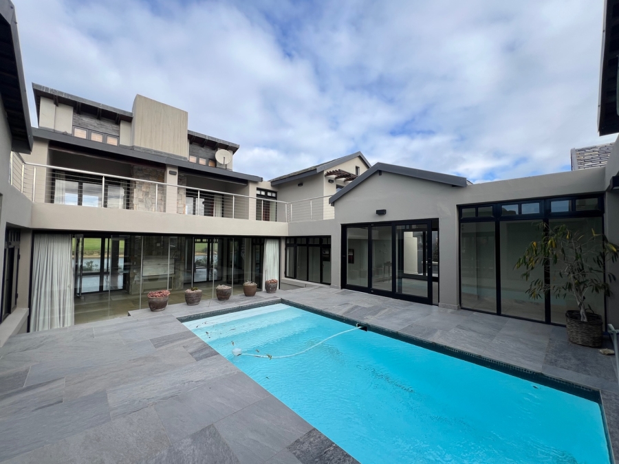5 Bedroom Property for Sale in Oubaai Western Cape
